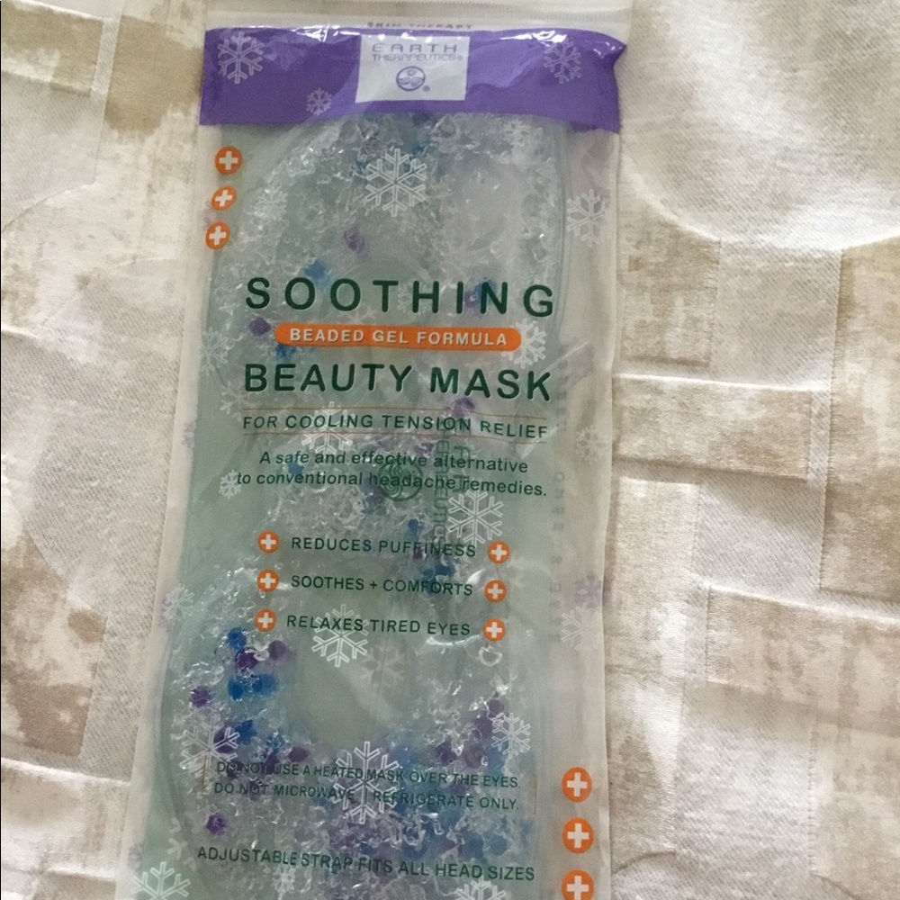 Soothing beauty mask .brand new
